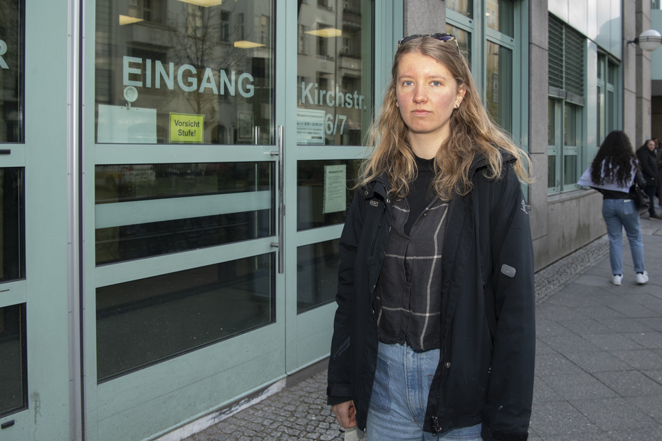 Maja W. (24), Klima-Aktivistin der Gruppe Letzte Generation, musste sich vor dem Amtsgericht Tiergarten verantworten.