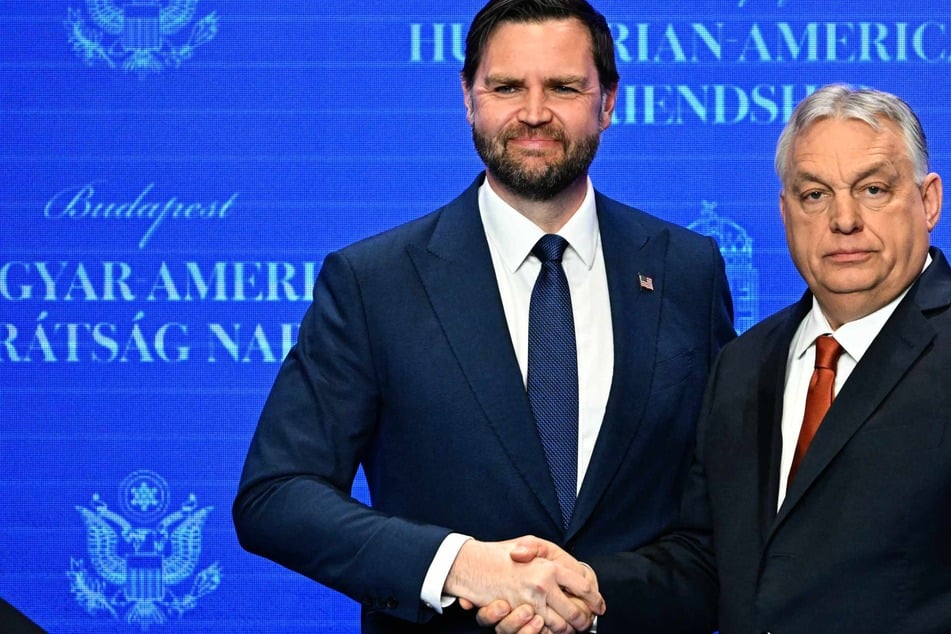 Hungary set to purchase $500 million of US crude oil following Vance visit