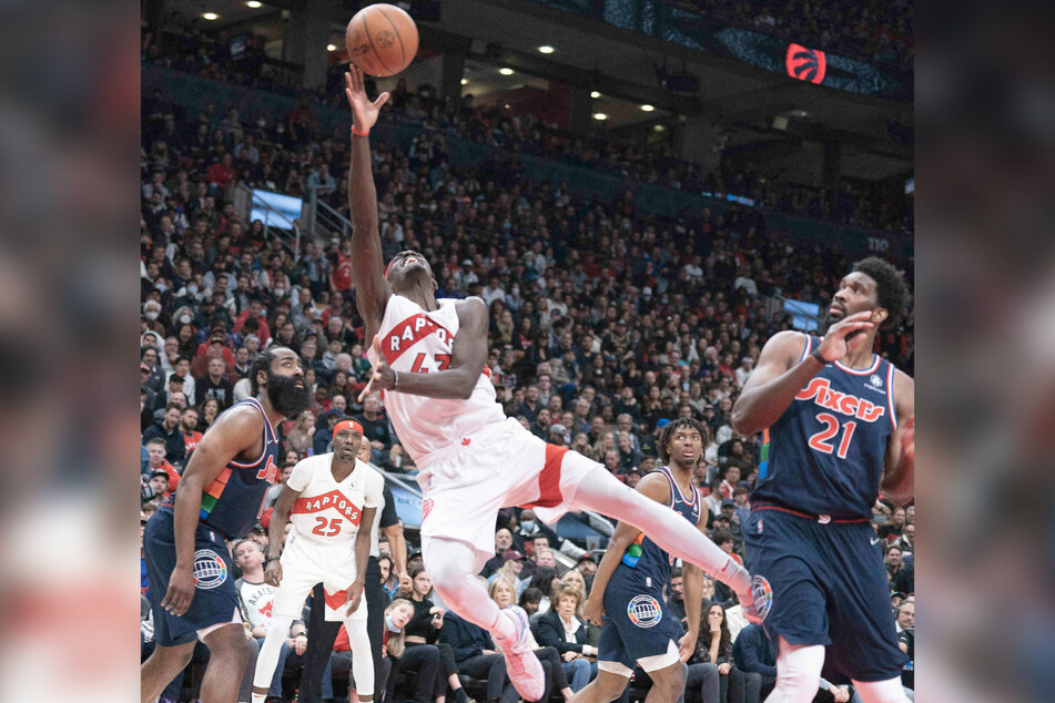 Pascal Siakam scored 34 points in the Raptors' win over the Sixers.
