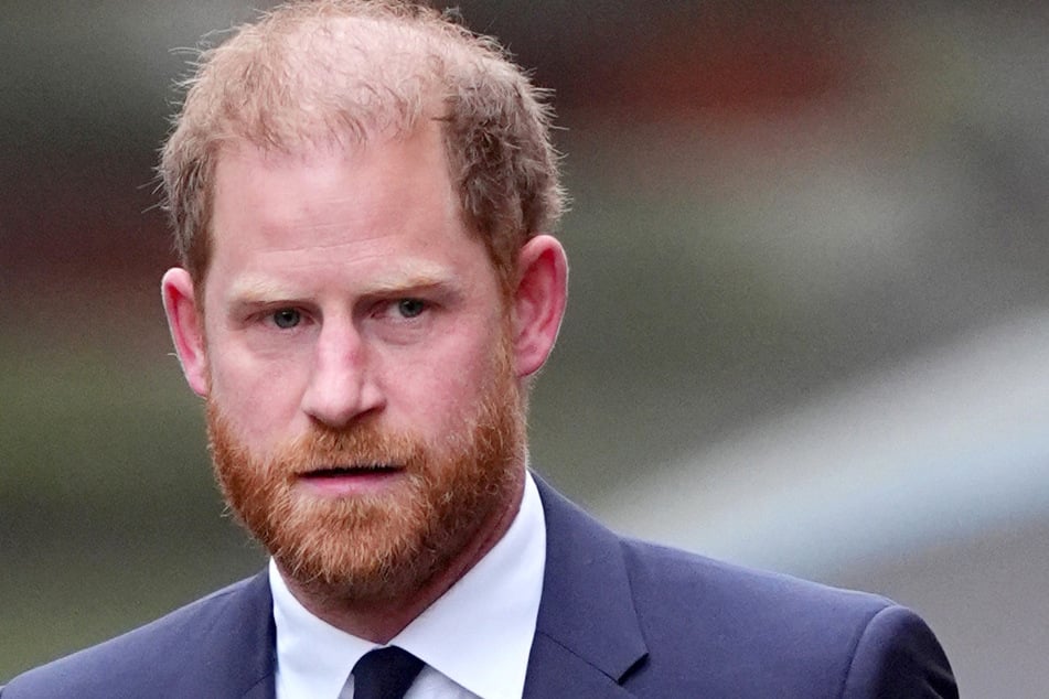 Prinz Harry (41) habe dem Umzug in die USA nur widerwillig zugestimmt.