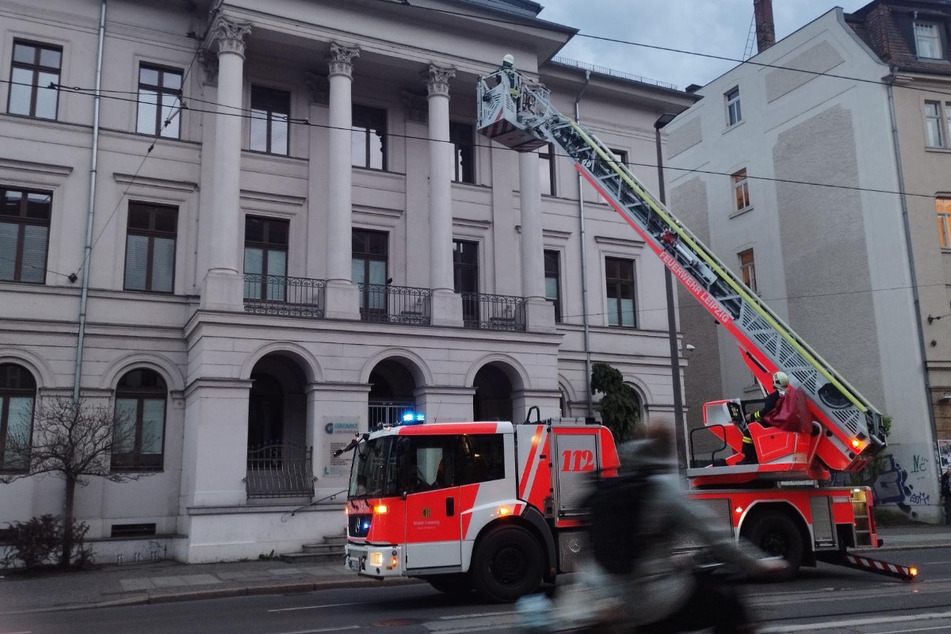 Leipzig: Feuerwehreinsatz an der Dresdner Straße: Was war da los?