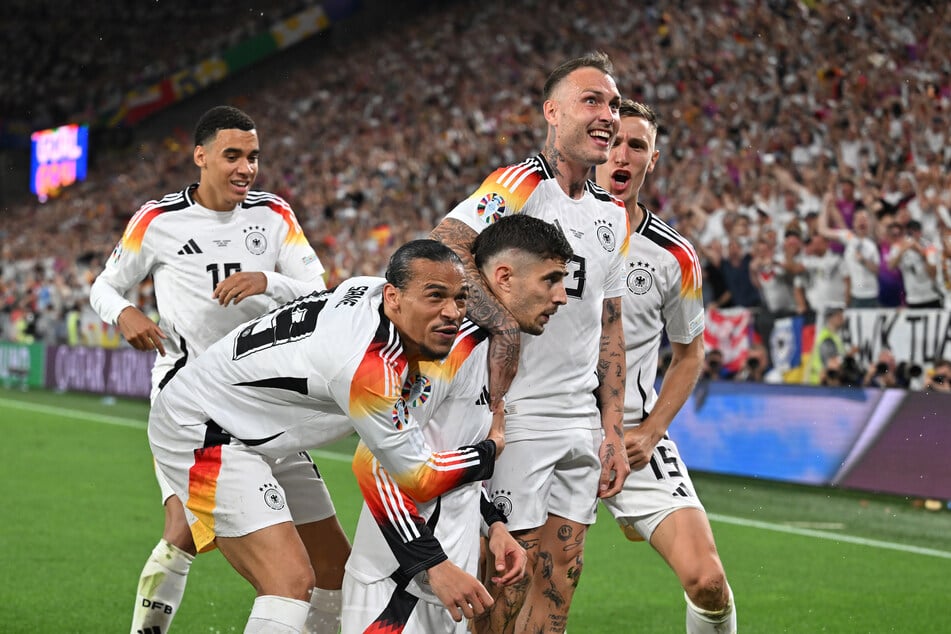Auf die deutsche Nationalmannschaft wartet mit Spanien nun ein echter Härtetest. Geht das EM-Sommermärchen weiter?