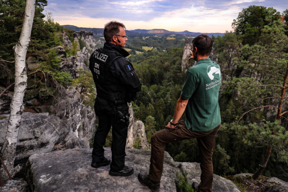 Ranger und Polizeibeamte scannen den Nationalpark regelmäßig auf unerlaubte Übernachtungsgäste. Mehr als Stichproben sind aber nicht drin.
