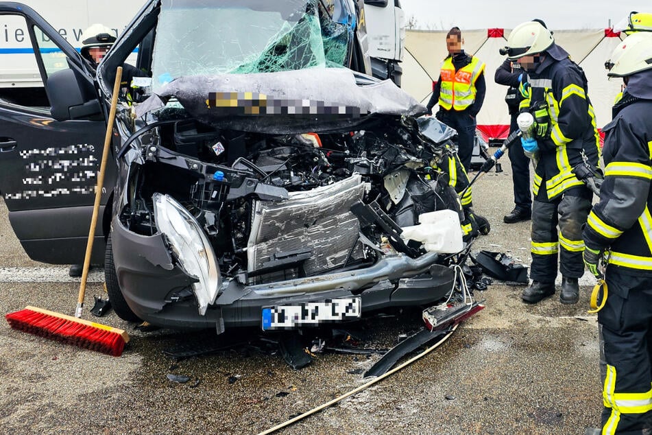 Nach einem Unfall wurde die A3 bei Obertshausen in Fahrtrichtung Würzburg voll gesperrt.