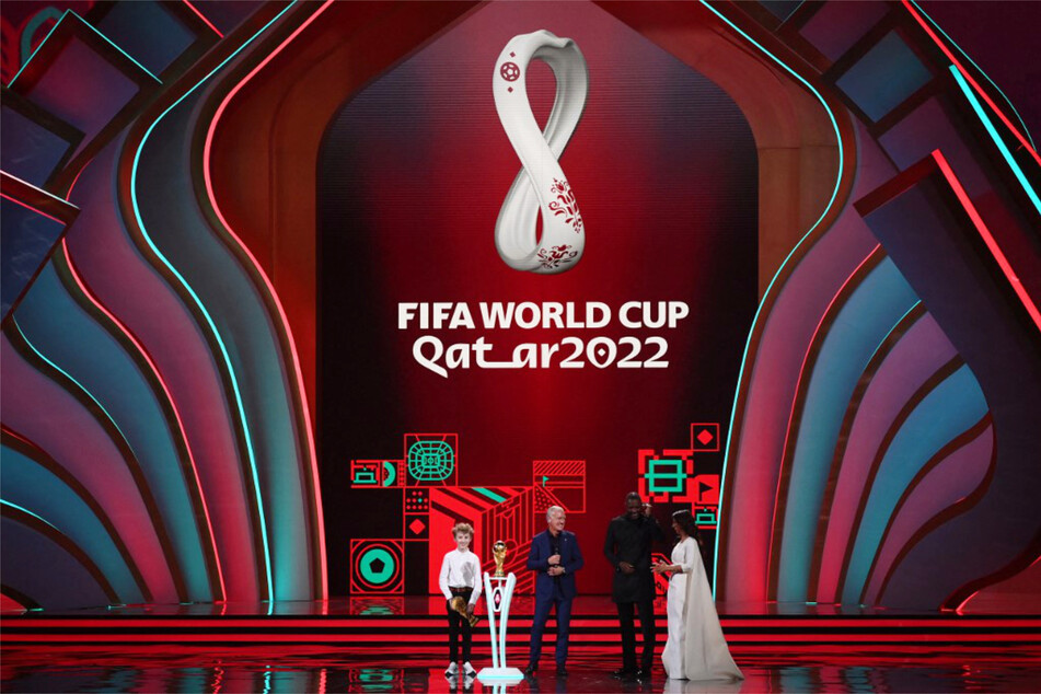 Die Fußball-Weltmeisterschaft 2022 wird in Katar ausgetragen.