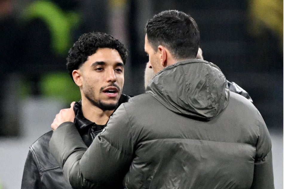 Auf Omar Marmoush (25, l)., der vor einem Wechsel zu Manchester City steht, muss Toppmöller verzichten. Indessen läuft die Such nach einem Nachfolger für den Stürmer.