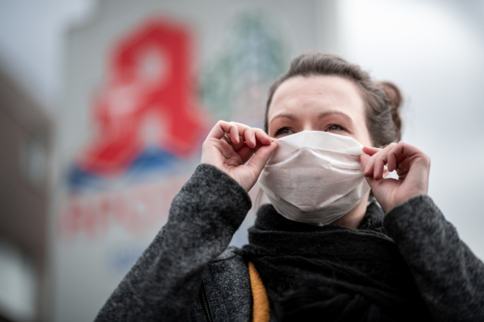 Sind Masken bald auch in Stuttgart und Tübingen an der Tagesordnung? (Symbolbild)