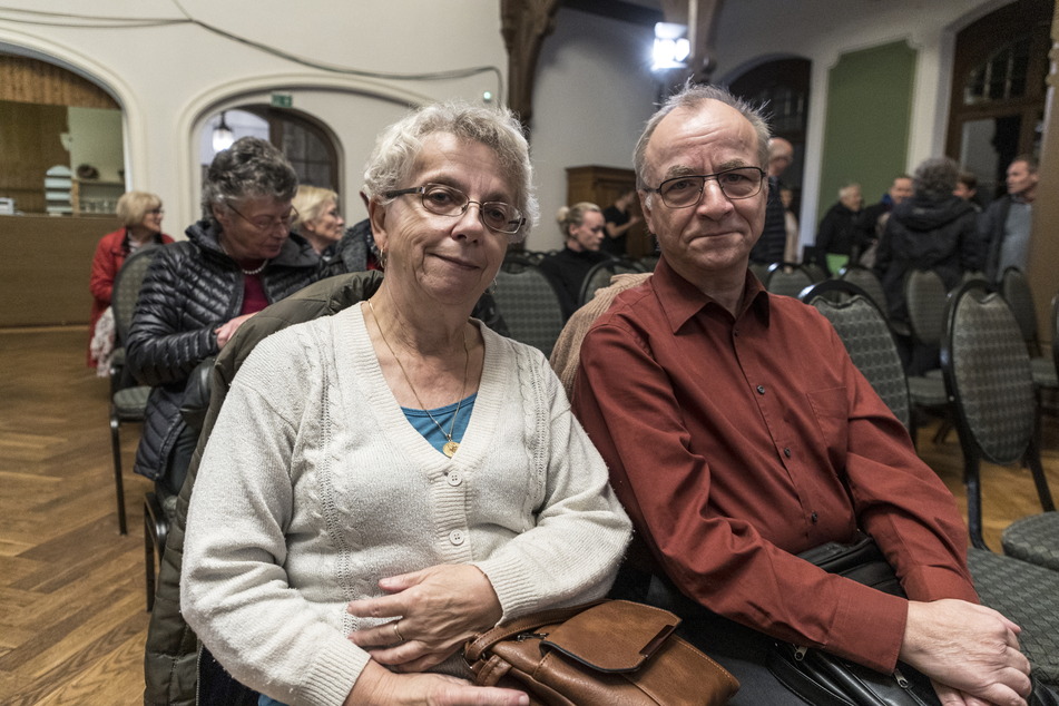 Monika (67) und Lothar Hofmann (68) bedauern das Aus der Seilbahn-Idee. Wie andere auch hatte sich das Paar dafür begeistern können.