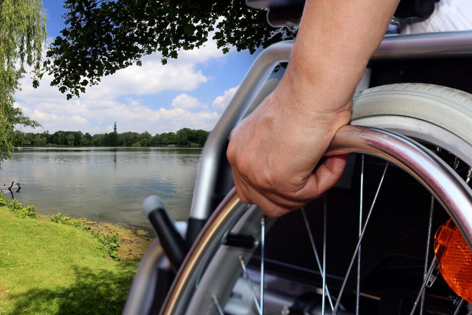 Am Schwanenteich in Zwickau wurde am Montag ein Rollstuhlfahrer (64) von einem Unbekannten mit Steinen beworfen (Symbolbild).