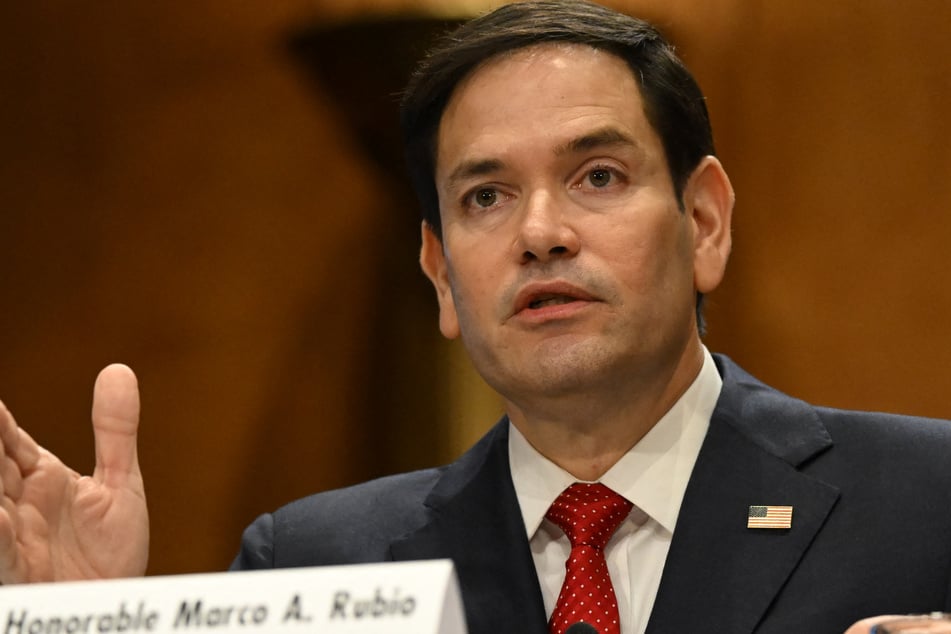 The Senate unanimously approved Marco Rubio as secretary of state on Monday.