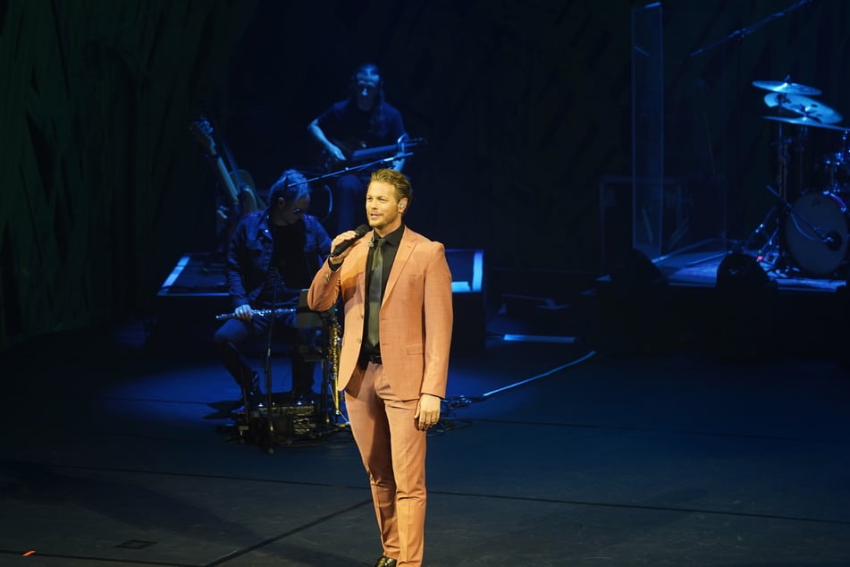 Mark Seibert (47) bringt mit "A Musical Night" Musical-Hits live nach Hamburg und Stuttgart. Am Montag fand die erste Show in der Neuen Flora statt.