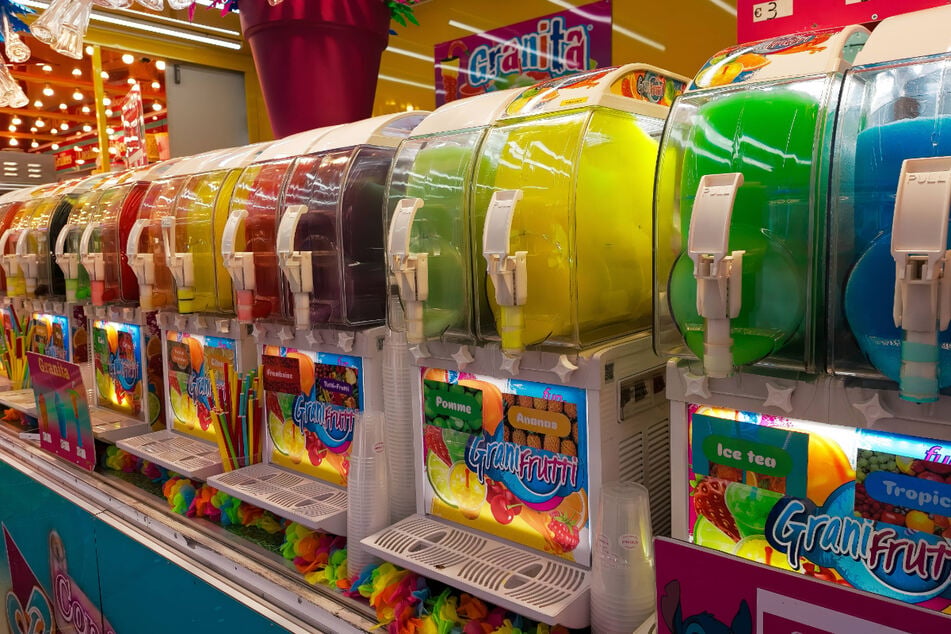 Eltern aufgepasst: Slush-Eis kann bei Zusatz von Glycerin zu Beschwerden bis zur Bewusstlosigkeit bei jüngeren Kindern führen.