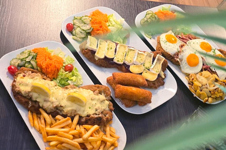 Haut ordentlich rein! Die große Schnitzelauswahl gibt's auch als K.O. Riesenportion in doppelter Ausführung.