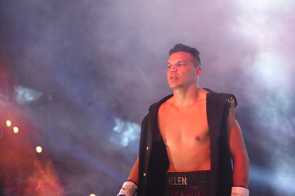 Allen Bauer.