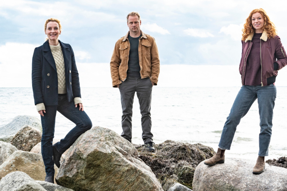 Stehen wieder für "Nord bei Nordwest" vor der Kamera (v.l.): Jana Klinge, Hinnerk Schönemann und Marleen Lohse.