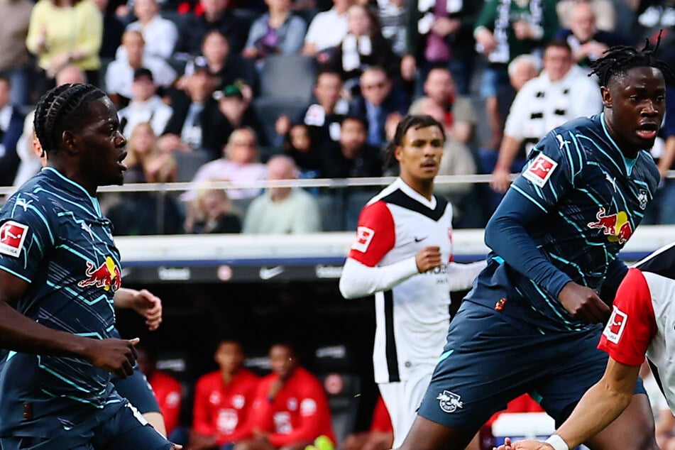 Castello Lukeba (23, l.) und El-Chadaille Bitshiabu (21): Mindestens einer der Franzosen soll Platz für einen Landsmann machen.