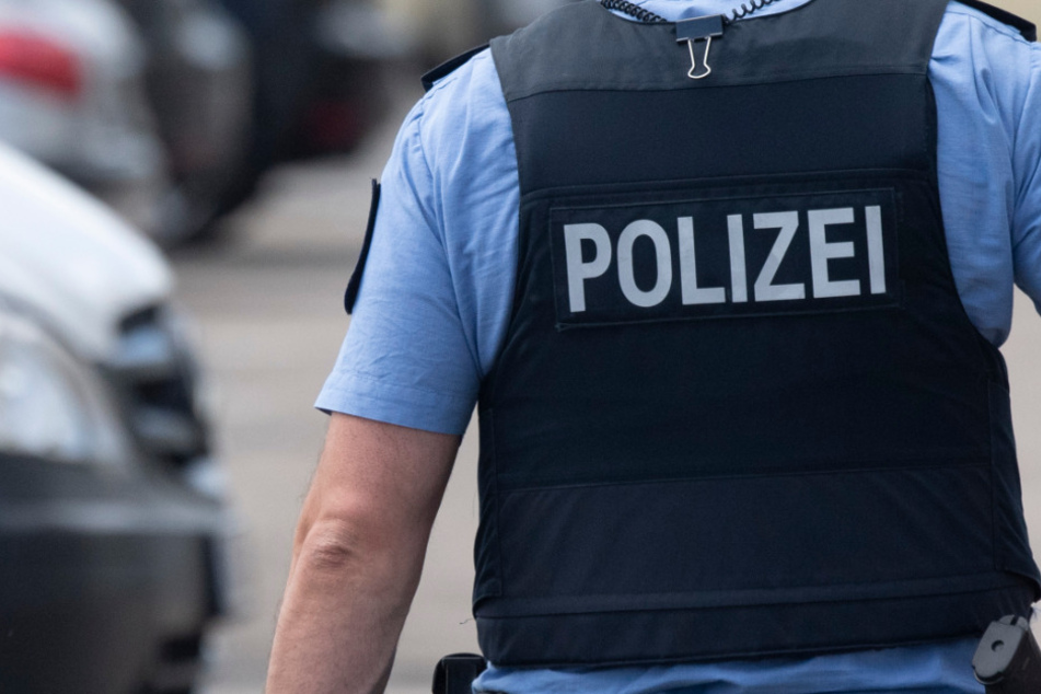 Innerhalb der Polizei in Schleswig-Holstein wurden gegen sieben Kritiker der Corona-Regeln Disziplinarverfahren eingeleitet. (Symbolfoto)