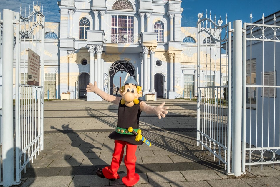 Comicheld Asterix begrüßt die Besucher künftig im Belantis: Die Compagnie des Alpes will den Freizeitpark bei Leipzig in Deutschlands ersten Asterix-Park umwandeln. Spätestens 2031 soll die Transformation abgeschlossen sein.