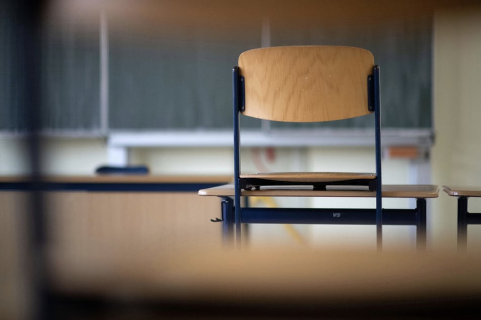 Ein 63-jähriger Lehrer sitzt in Untersuchungshaft. (Symbolfoto)