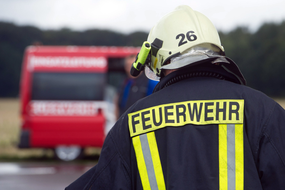 Die Feuerwehr ist im Großeinsatz. (Symbolbild)