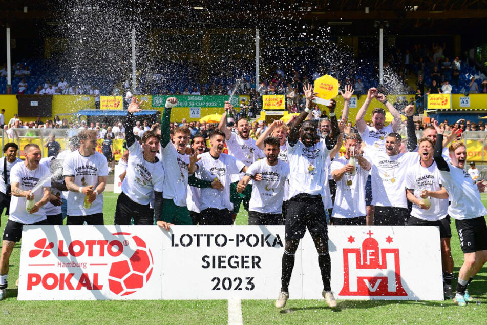 Der FC Teutonia 05 hat seinen Titel verteidigt und erneut den Hamburger Lotto-Pokal gewonnen. Damit darf der Klub wieder am DFB-Pokal teilnehmen.