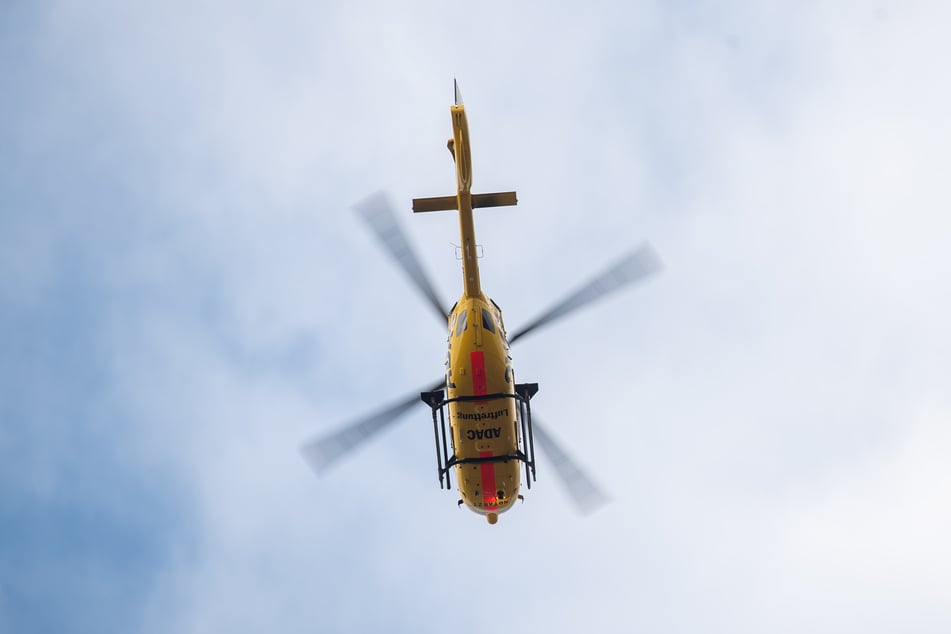 Eingesetzt war ein Rettungshubschrauber des ADAC. (Symbolbild)