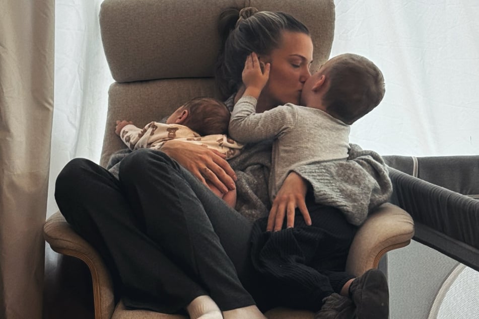 Der kleine Leano wird im Januar bereits zwei Jahre alt. Sein Bruder Amelio erblickte erst vor knapp zehn Wochen das Licht der Welt.