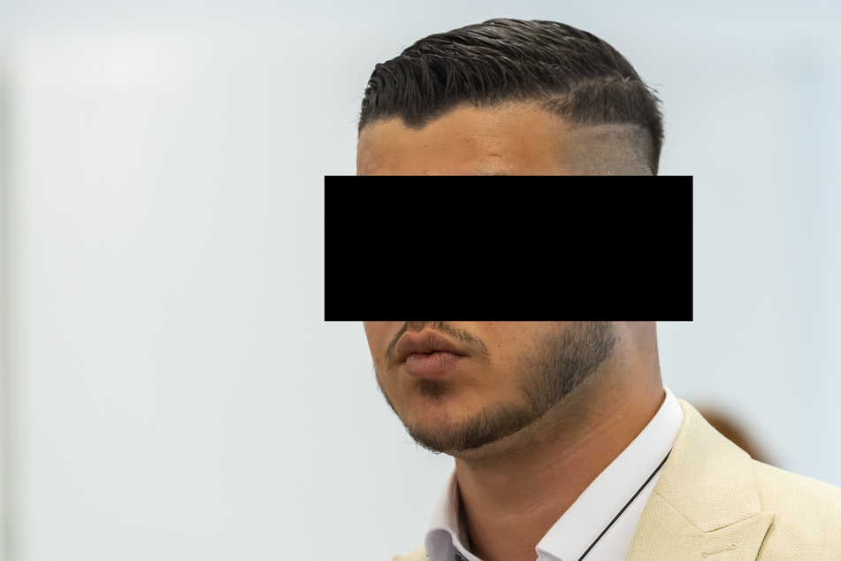 Syrer Alaa S. (24) muss in den Knast! Er hatte im August 2018 den 35-jährigen Daniel H. am Rande des Chemnitzer Stadtfestes erstochen (Archivbild).
