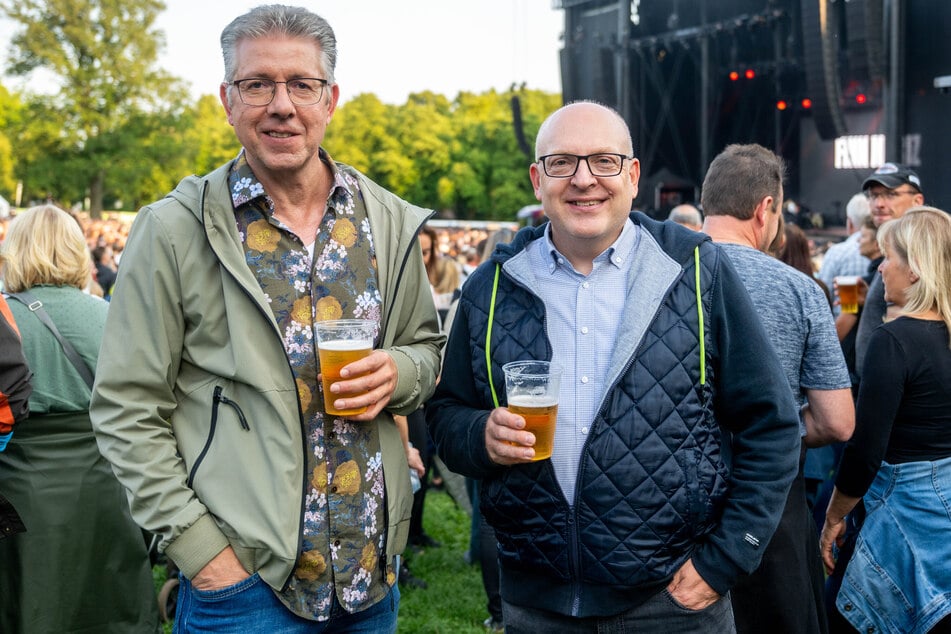 Auch Kämmerer Ralph Burghart (56, CDU) und Oberbürgermeister Sven Schulze (53, SPD) ließen sich das Konzert nicht entgehen.