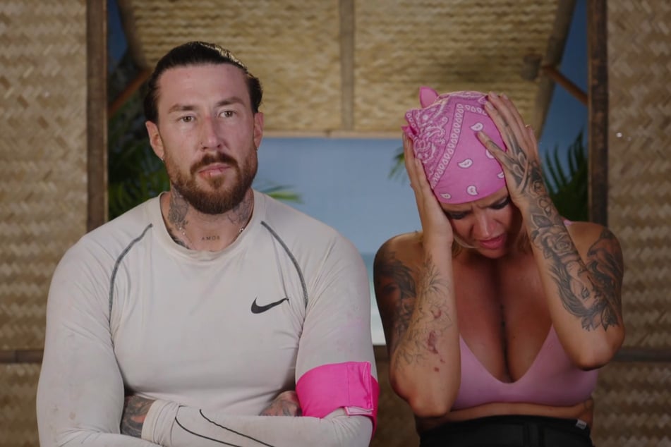 Mischa und Anna ärgern sich hingegen.