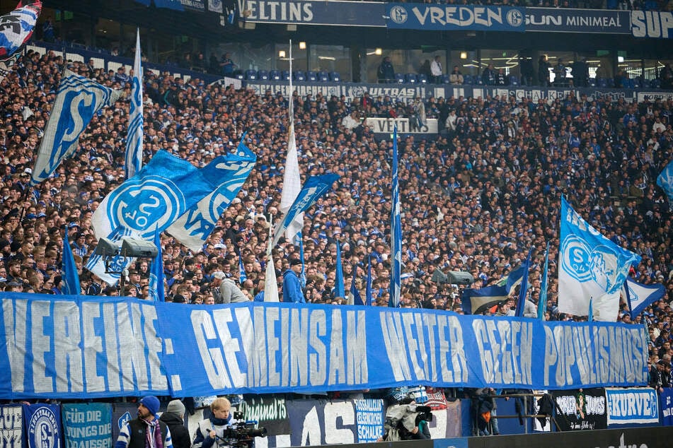 Die Veltins-Arena wird gegen Dynamo Dresden proppenvoll sein.