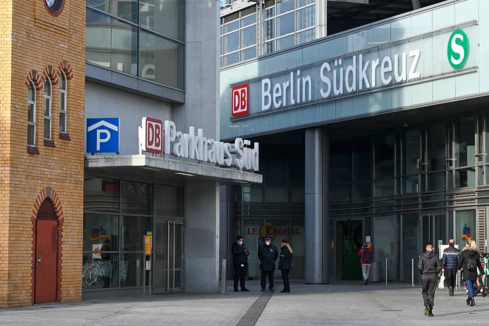 Am Bahnhof Südkreuz hat sich am Samstagvormittag ein tragischer Unfall ereignet. (Archivfoto)