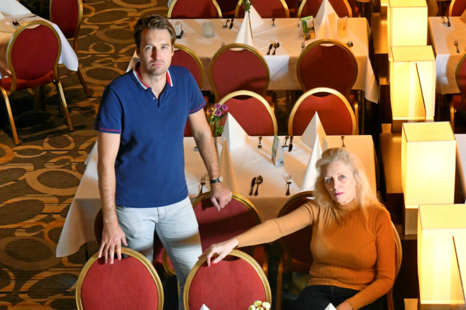 Bastei-Chefin Petra Morgenstern (62) und ihr Sohn Kai Reiße (36) sind sauer über den "Lockdown Light".