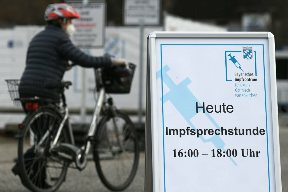 Die bayerische FDP kritisiert die Ermittlung der Inzidenz-Zahlen für Geimpfte und Ungeimpfte. (Symbolbild)
