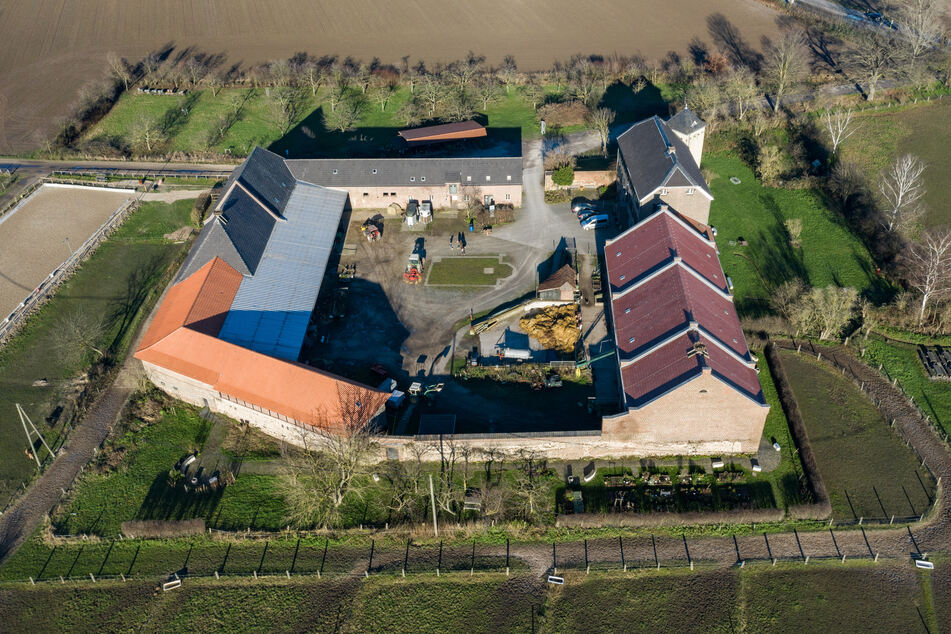 Übersicht auf das Haus Bürgel (Luftaufnahme mit einer Drohne).