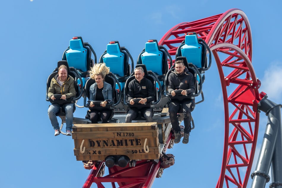 Wo gibt es die Action-Achterbahn "Dynamite"?