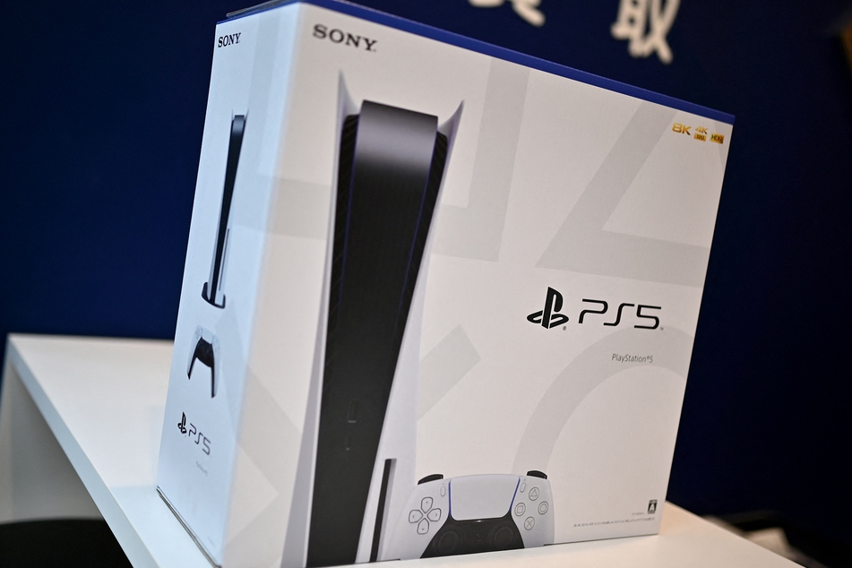 A source close to Sony has shared details about a new redesigned version of the PlayStation 5 expected to drop next year with a wild new feature.