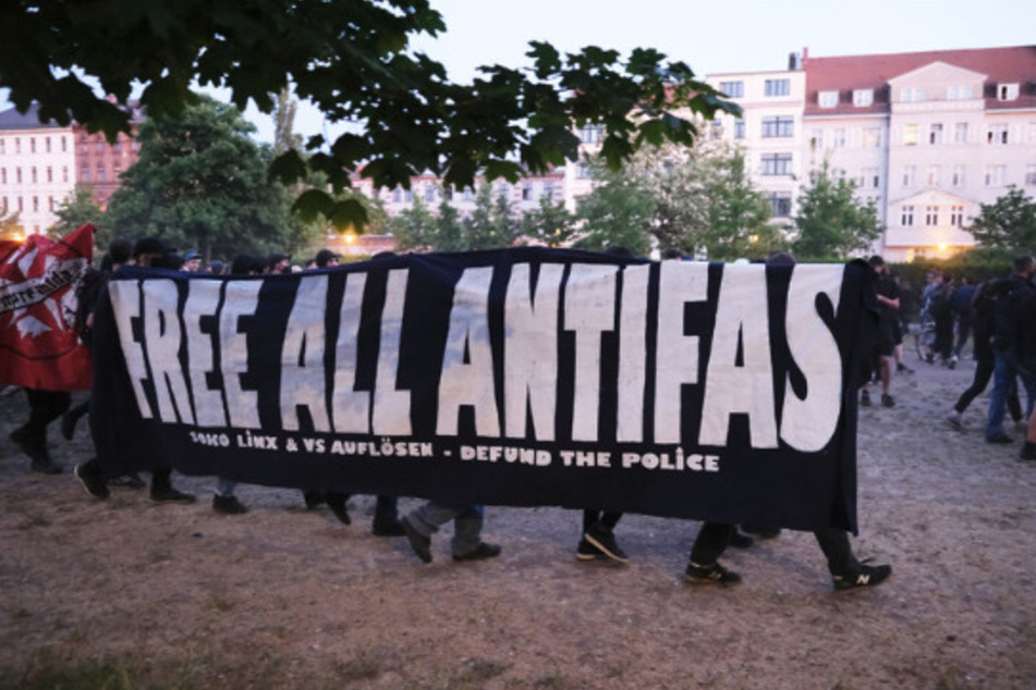 Am 10. Februar fand die Demo unter dem Motto "Free all Antifas" im Leipziger Süden statt.
