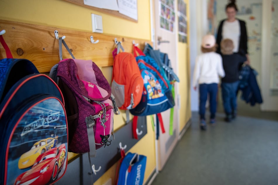 In einer Kindertagesstätte in Potsdam sollen zwei Erzieherinnen fünf Kinder eingesperrt haben. (Symbolbild)