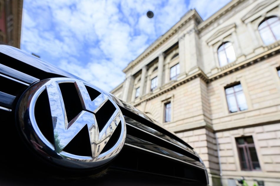 Für sowohl Betrug als auch Steuerhinterziehung können Freiheitsstrafen anfallen. (Symbolfoto)