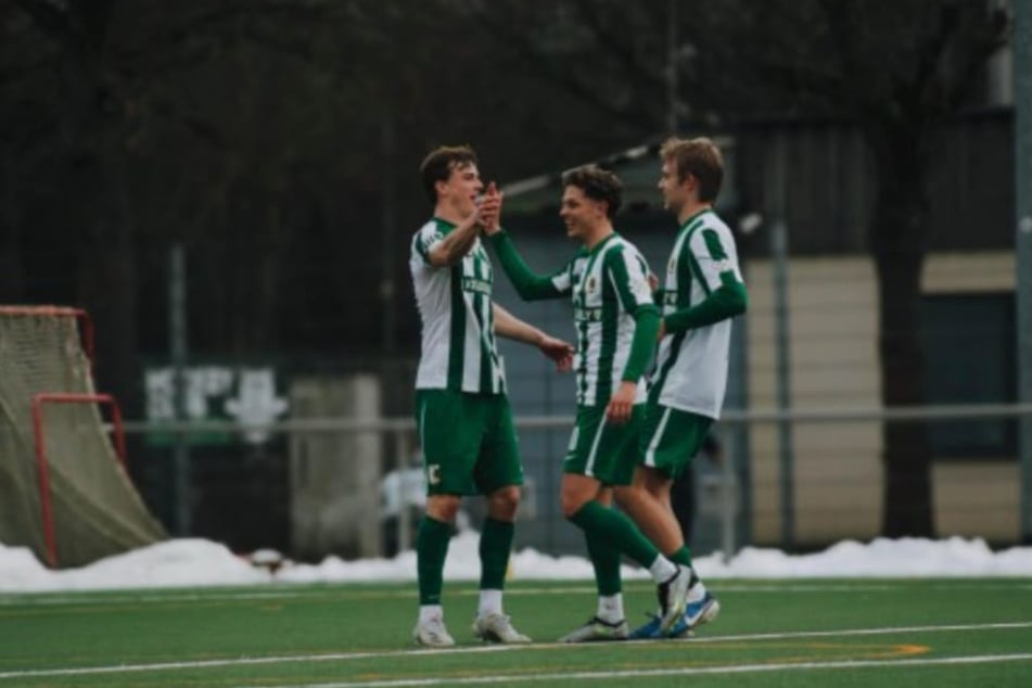 Am Ende konnten sich die Chemiker über einen weiteren Testspielerfolg freuen.