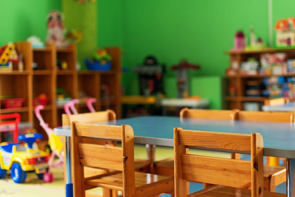 Verdacht des schweren sexuellen Missbrauchs in Wiesbadener Kita: Mitarbeiter (35) in U-Haft