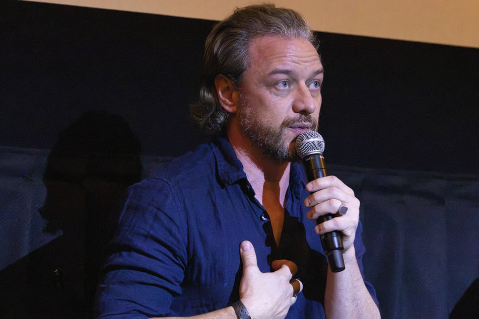James McAvoy (47) sprach in der Sendung "Watch What Happens Live with Andy Cohen" über seinen holprigen Start in die Filmbranche.