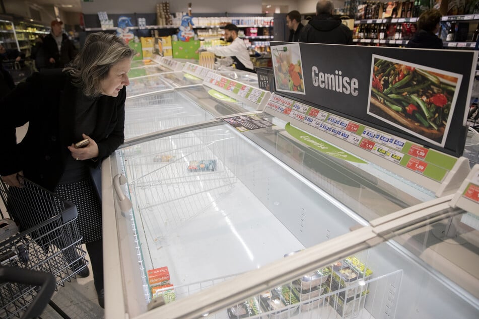 Leere Supermarktregale wie hier in Berlin kommen derzeit öfter vor.