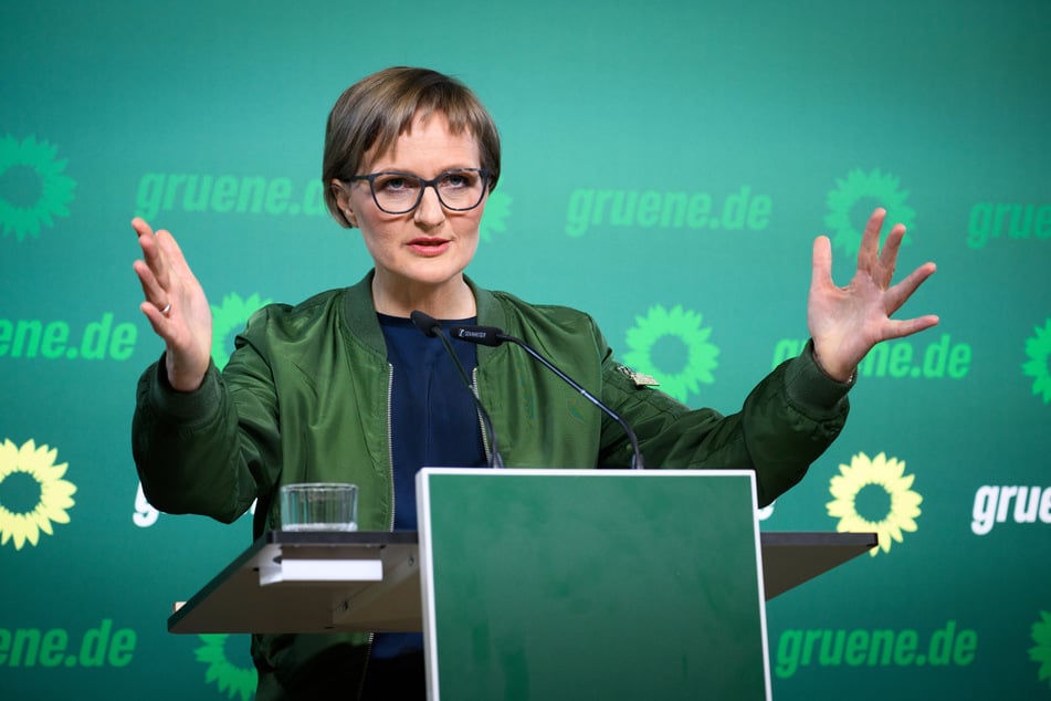 Die Bundesvorsitzende der Grünen, Franziska Brantner (46), hat jüngst eine Forderung an Friedrich Merz (70, CDU) gerichtet.