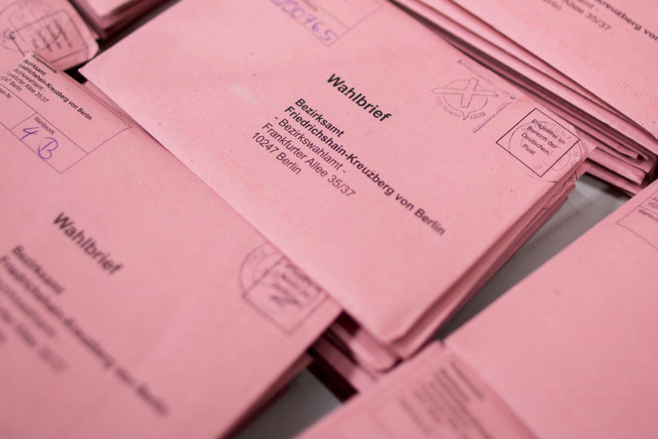 In mehreren Berliner Bezirken soll es zu Unregelmäßigkeiten im Zusammenhang mit verschickten Briefwahlunterlagen gekommen sein. (Archivfoto)