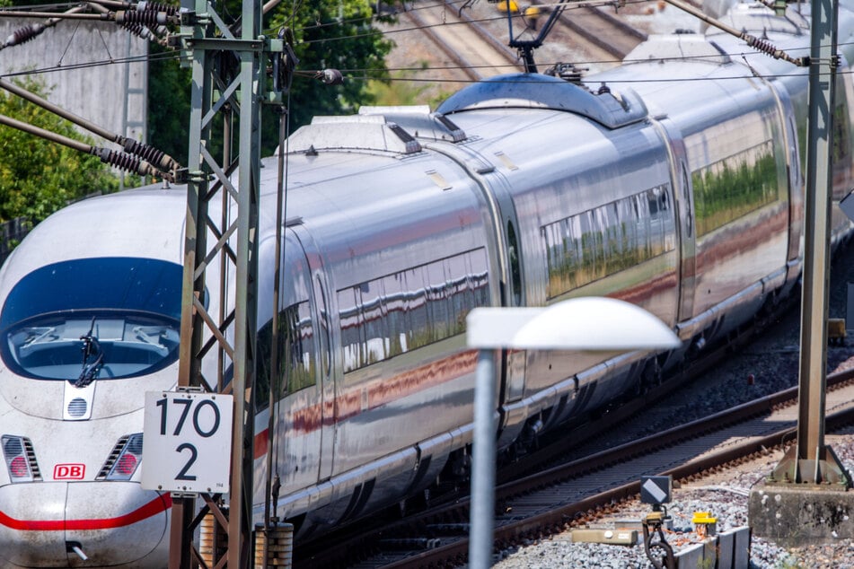Der Intercity-Express war auf dem Weg von Wien nach Hamburg, konnte kurz nach Fahrtantritt nicht mehr weiterfahren. (Archivbild)