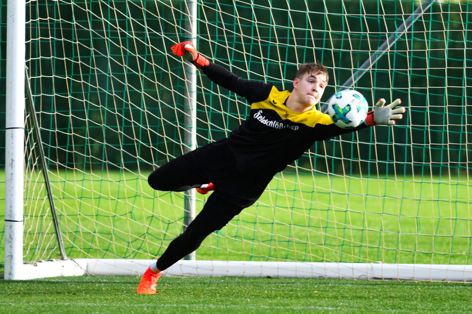Mika Schneider (20) trainierte mehrfach bei Dynamo Dresdens Profis mit. Für den großen Durchbruch reichte es aber nicht.