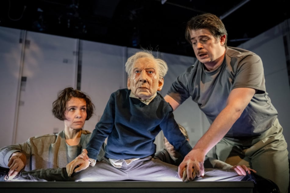 Premiere von "Versuch über meinen Großvater" am Sonntagabend.