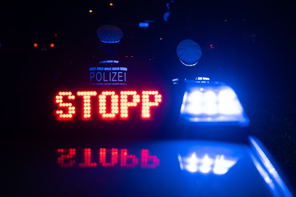 Der 43-Jähriger wollte sich einer Polizeikontrolle entziehen. (Symbolbild)